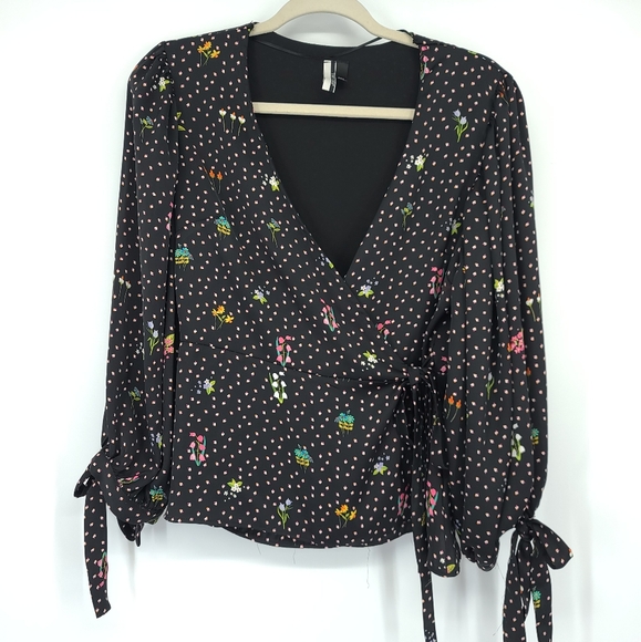 Topshop Tops - Topshop Floral Print Wrap Style Tie Sleeve Blouse
